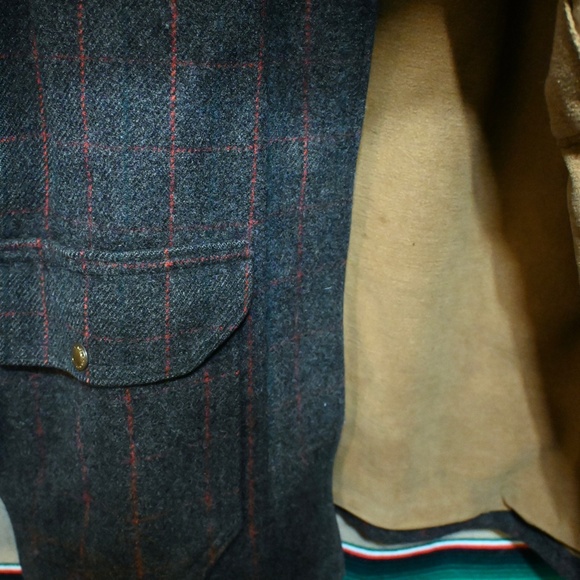 Vintage Woolrich Mackinaw size large - Picture 3 of 10